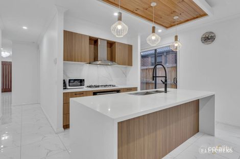 Property photo of 5 Midgard Road Weir Views VIC 3338