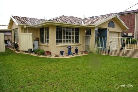 13 Elizabeth Bay Dr, Lake Munmorah, NSW 2259