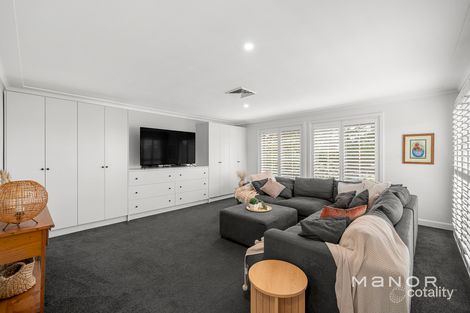 Property photo of 17 Wyldwood Crescent Baulkham Hills NSW 2153