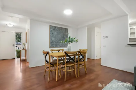 Property photo of 17 Mountain View Road Kilsyth VIC 3137
