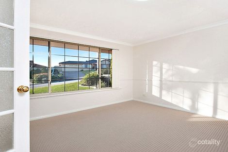 Property photo of 4 Cluelow Rise Leeming WA 6149