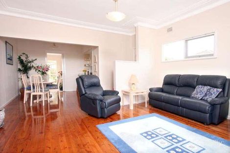 Property photo of 2 Pineview Avenue Manly Vale NSW 2093