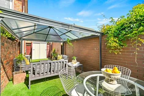 Property photo of 1/35 Grieve Parade Altona VIC 3018