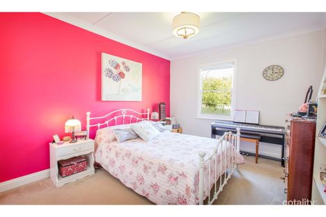 Property photo of 211 Andrews Street East Albury NSW 2640