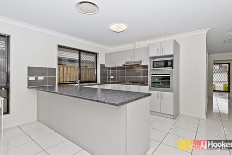 Property photo of 19 Merimbula Crescent Fitzgibbon QLD 4018