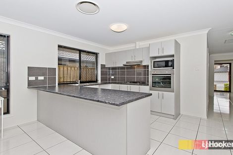 Property photo of 19 Merimbula Crescent Fitzgibbon QLD 4018