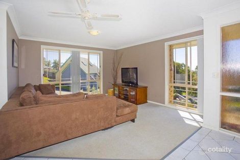 Property photo of 12 Michael Crescent Kiama Downs NSW 2533