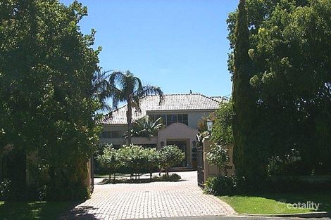 2 Duncraig Rd, Applecross, WA 6153