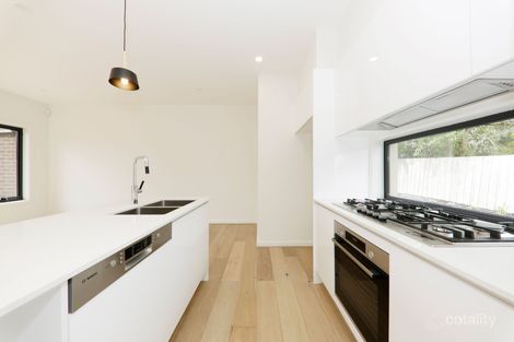 Property photo of 2/250 Middleborough Road Blackburn South VIC 3130