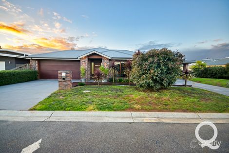 Property photo of 8 Numbat Place Warragul VIC 3820