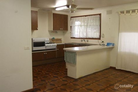 Property photo of 39 Hendra Grove Ringwood VIC 3134