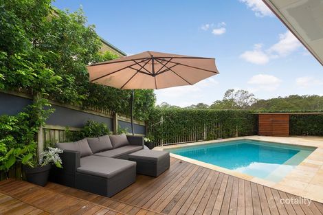 52 Oxford Cres, Bridgeman Downs, QLD 4035