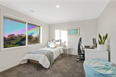 Property photo of 8 Bronzewing Drive Cowes VIC 3922
