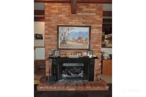Property photo of 155 Roberts Creek Road Porepunkah VIC 3740