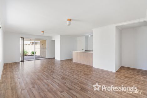 Property photo of 4 Antibes Way Yalyalup WA 6280