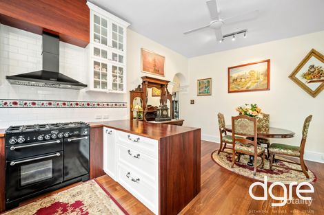Property photo of 18 King William Street South Fremantle WA 6162