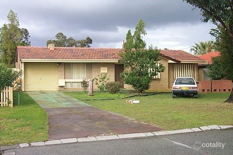 17 Foxton St, Maddington, WA 6109