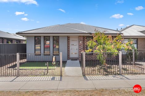 Property photo of 7 Friswell Avenue Flora Hill VIC 3550