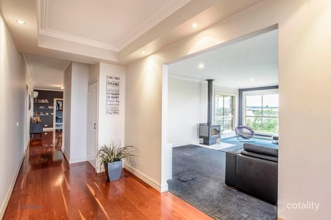 Property photo of 12 Clover Court Romsey VIC 3434