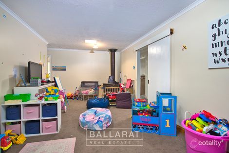 Property photo of 5 Clover Street Wendouree VIC 3355