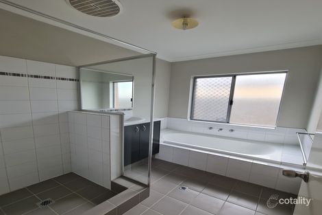 Property photo of 21 Serisier Parkway Queens Park WA 6107