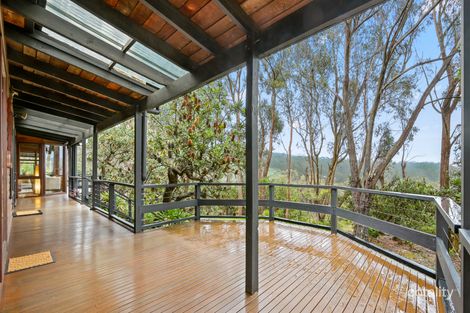 Property photo of 32 Sunnyside Avenue Wentworth Falls NSW 2782