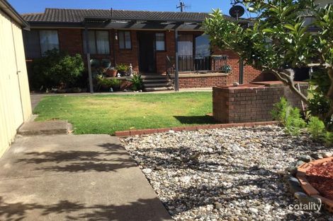 Property photo of 32 Hilltop Crescent Surf Beach NSW 2536