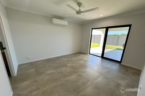 Property photo of 14 Kingfish Street Kanimbla QLD 4870