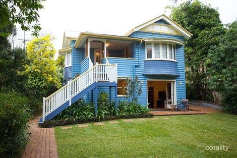 35 Woonga Dr, Ashgrove, QLD 4060