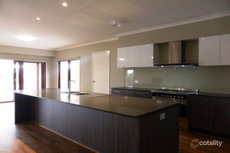 Property photo of 115 Sanctuary Lakes South Boulevard Point Cook VIC 3030