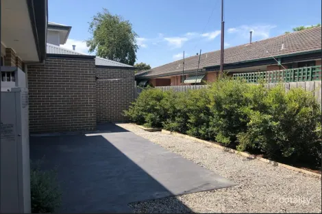 Property photo of 2/13 Neilson Street Bayswater VIC 3153