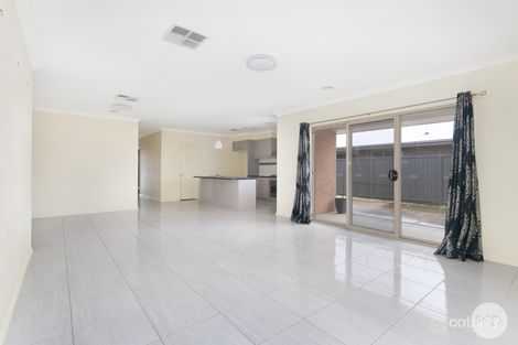 Property photo of 21 Sutcliffe Street Lucas VIC 3350