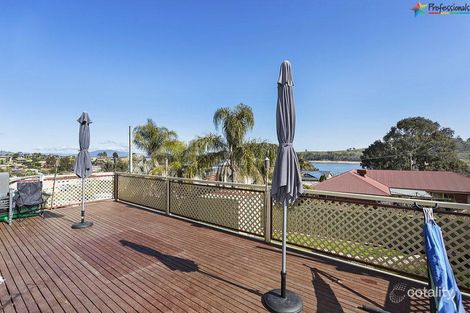 Property photo of 4 Hillcrest Avenue Bellbridge VIC 3691