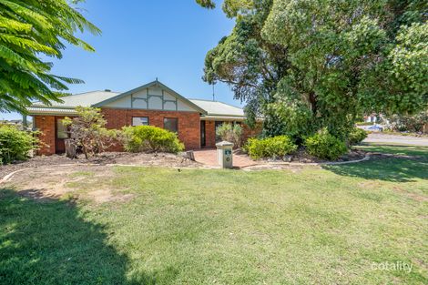 Property photo of 6 Forbes Road Halls Head WA 6210