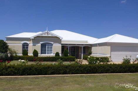 39 Mustang Dr, Henley Brook, WA 6055