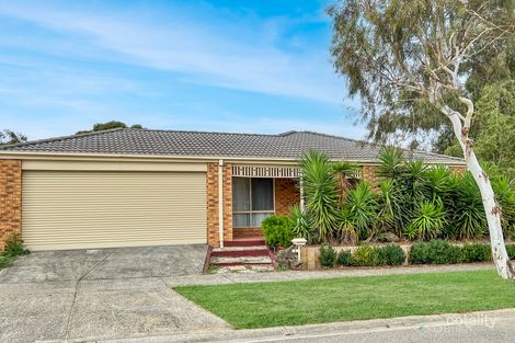 Property photo of 2 Tralee Circuit Narre Warren VIC 3805