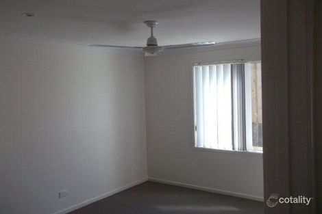 Property photo of 5 McLachlan Circuit Willow Vale QLD 4209