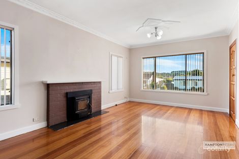Property photo of 14 Raglan Street Somerset TAS 7322