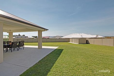 Property photo of 23 Arran Circuit Largs NSW 2320