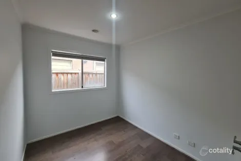 Property photo of 26 Caspian Circuit Point Cook VIC 3030