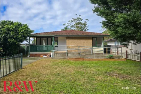 5 Tasma Pl, Airds, NSW 2560