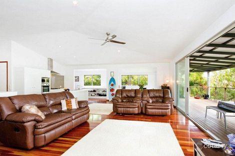27 Nebula St, Sunshine Beach, QLD 4567