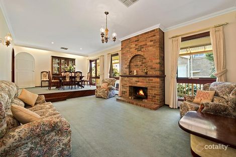 Property photo of 5 Yandell Close Greensborough VIC 3088