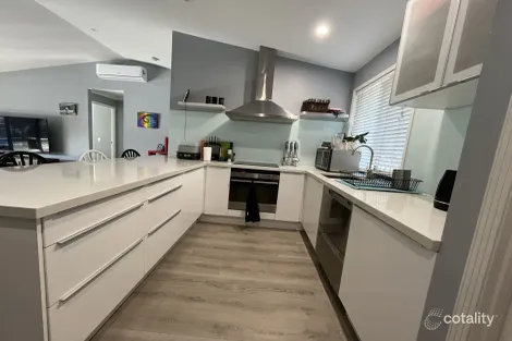 Property photo of 15 Meadow Way Upper Coomera QLD 4209