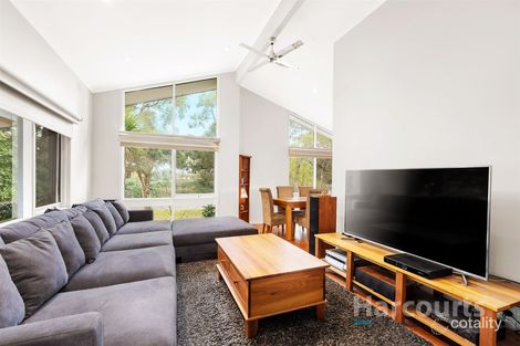 Property photo of 21 Hardy Crescent Heathmont VIC 3135