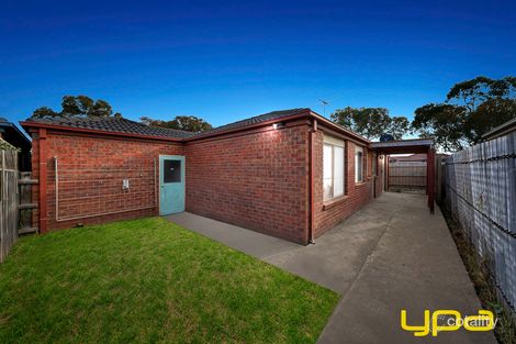 Property photo of 17 Jasa Crescent Cranbourne West VIC 3977