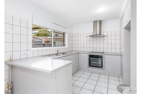 Property photo of 2/16 River Oak Drive Helensvale QLD 4212