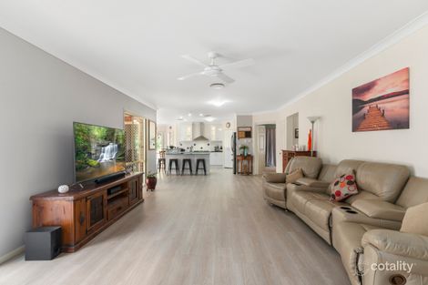 Property photo of 28 Laurina Court Elanora QLD 4221
