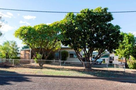 2 Margaret St, Soldiers Hill, QLD 4825