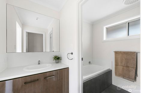 22b Orana Dr, Morphett Vale, SA 5162